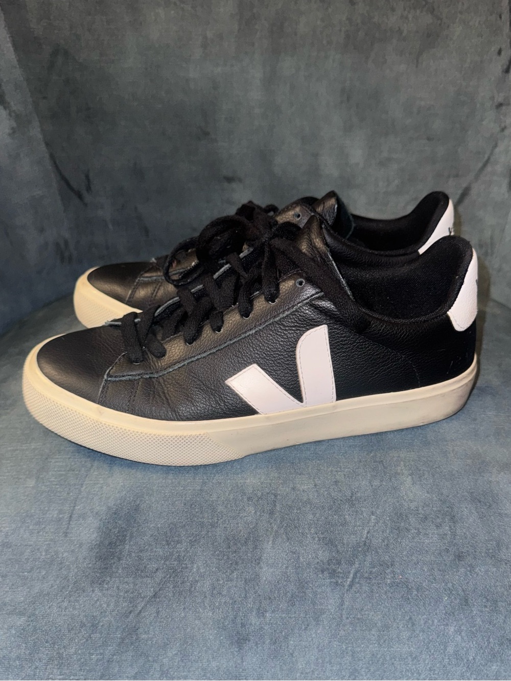 VEJA Campo Sneakers
